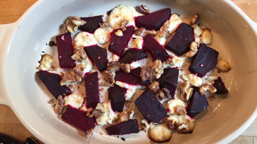 Rote Beete mit&nbsp;Walnüssen