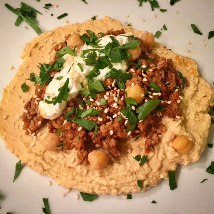 Hamshuka – Hummus und&nbsp;Hackfleisch