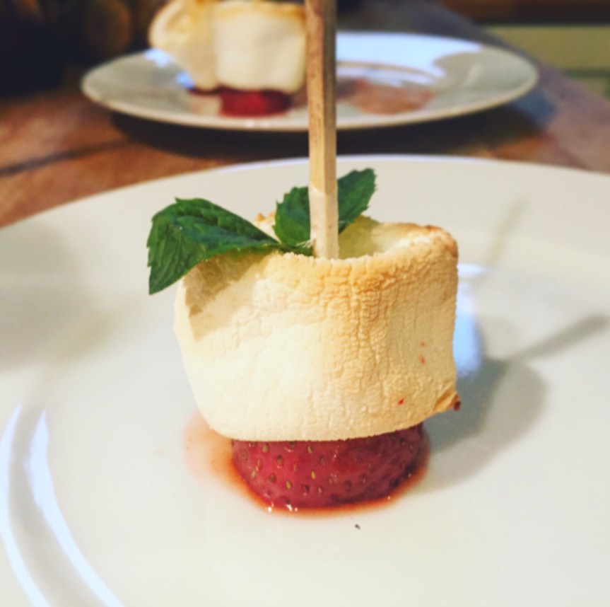 Erdbeeren mit Marshmallows