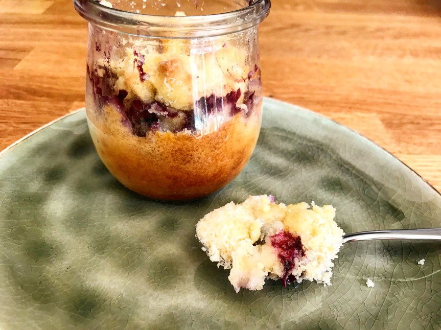 Heidelbeer-Käsekuchen Teller